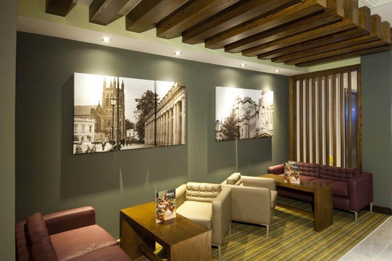 Premier Inn Leamington Spa Town Centre Экстерьер фото